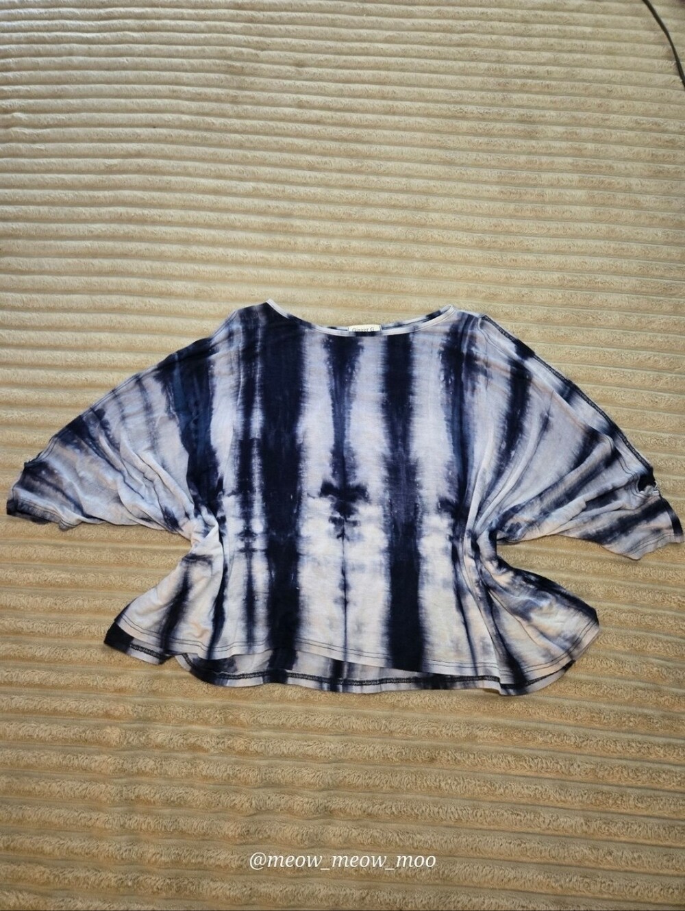 Ginger G Cold Shoulder Tie Dye Top Size Medium